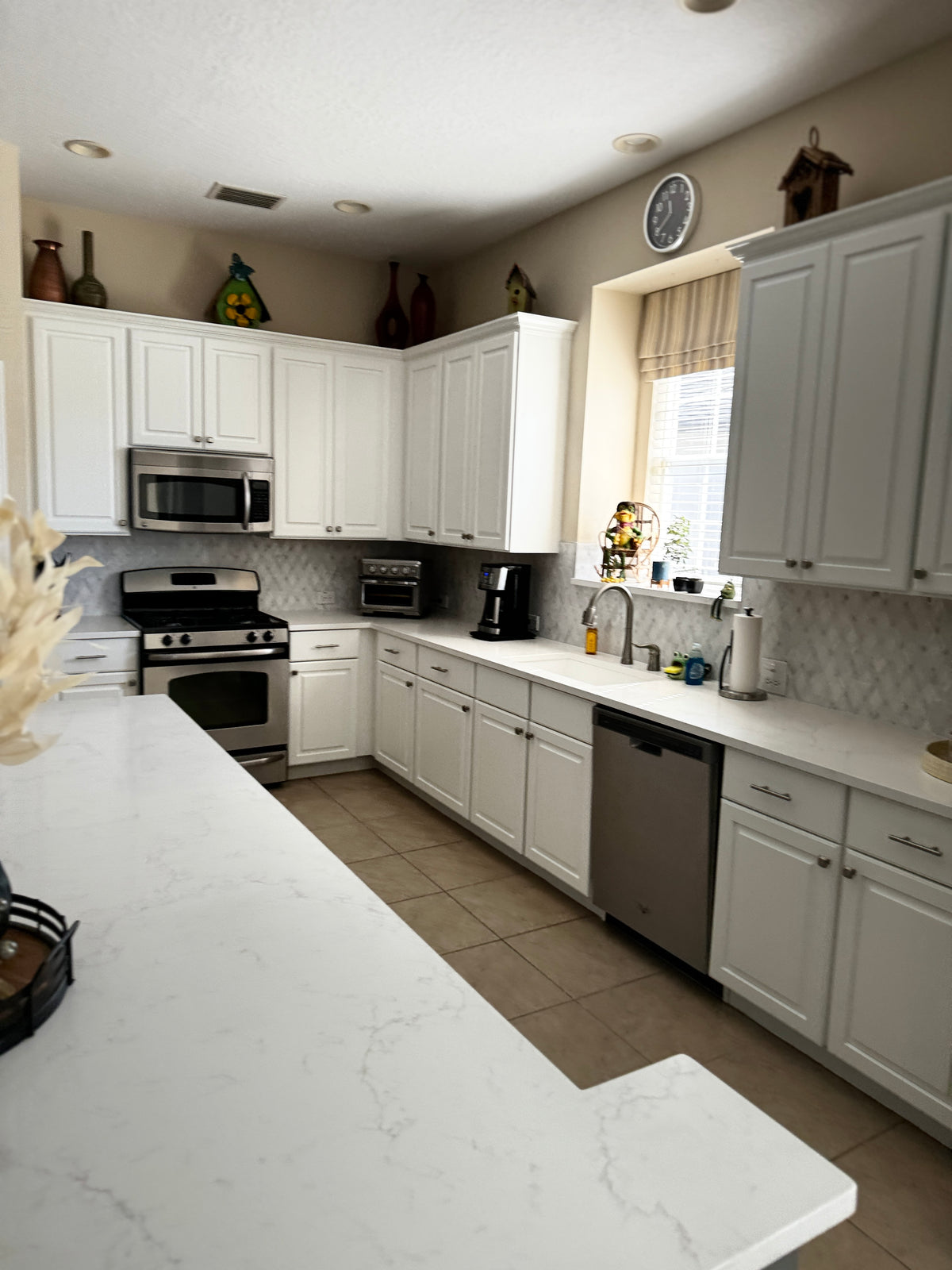 Kitchen image published on Beeline Cabinets' website